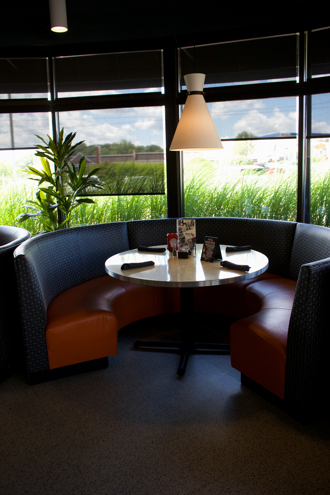 circle booth seating